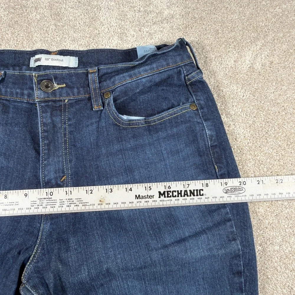 Levis Womens 515 Boot Cut Blue Jeans 31 X 30 (FITS 32 X 29) Western Riding Denim - Picture 12 of 13
